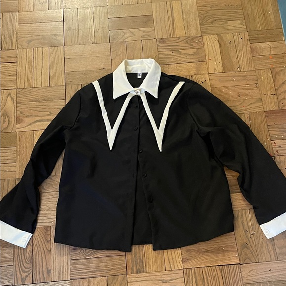 Source Unknown Black and White Blouse size large gothic wednesday adam’s vibe - Picture 1 of 3